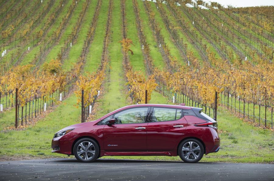  Nissan Leaf 2018 года  (NA) (фото 55 из 104)